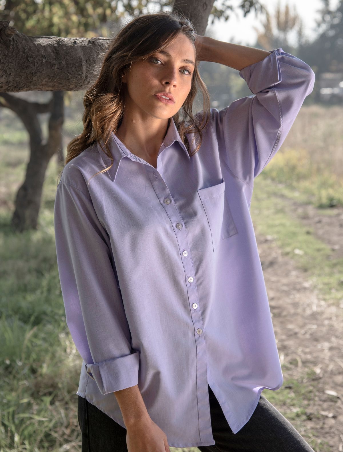 Camisa ruby lilac, blusa básica lila, talla única para S, M y L.