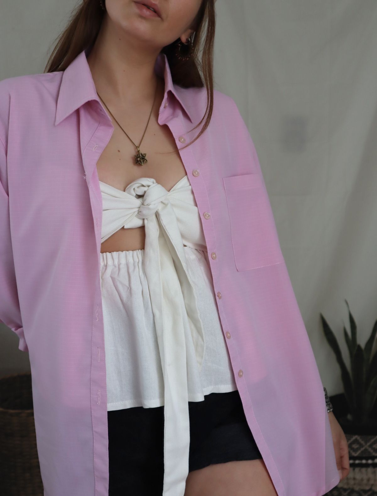 Camisa ruby pink . Básica rosa ideal para armar miles de outfits y looks